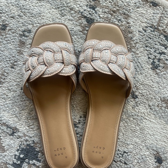 A New Day Women's Tan Slide Sandals - Picture 4 of 4